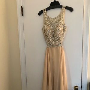 Camille la vie prom dress